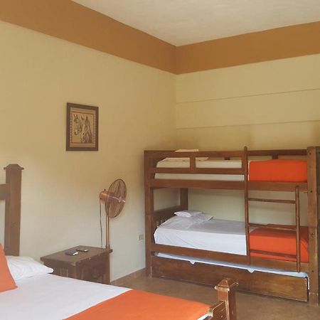 Hotel Rancho La Aurora Харабакоа Екстер'єр фото